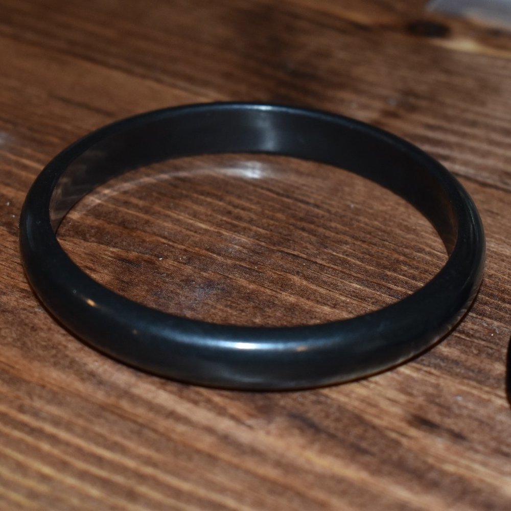 ❤ 4/$12 Pair of Black Plastic Bangle Bracelets